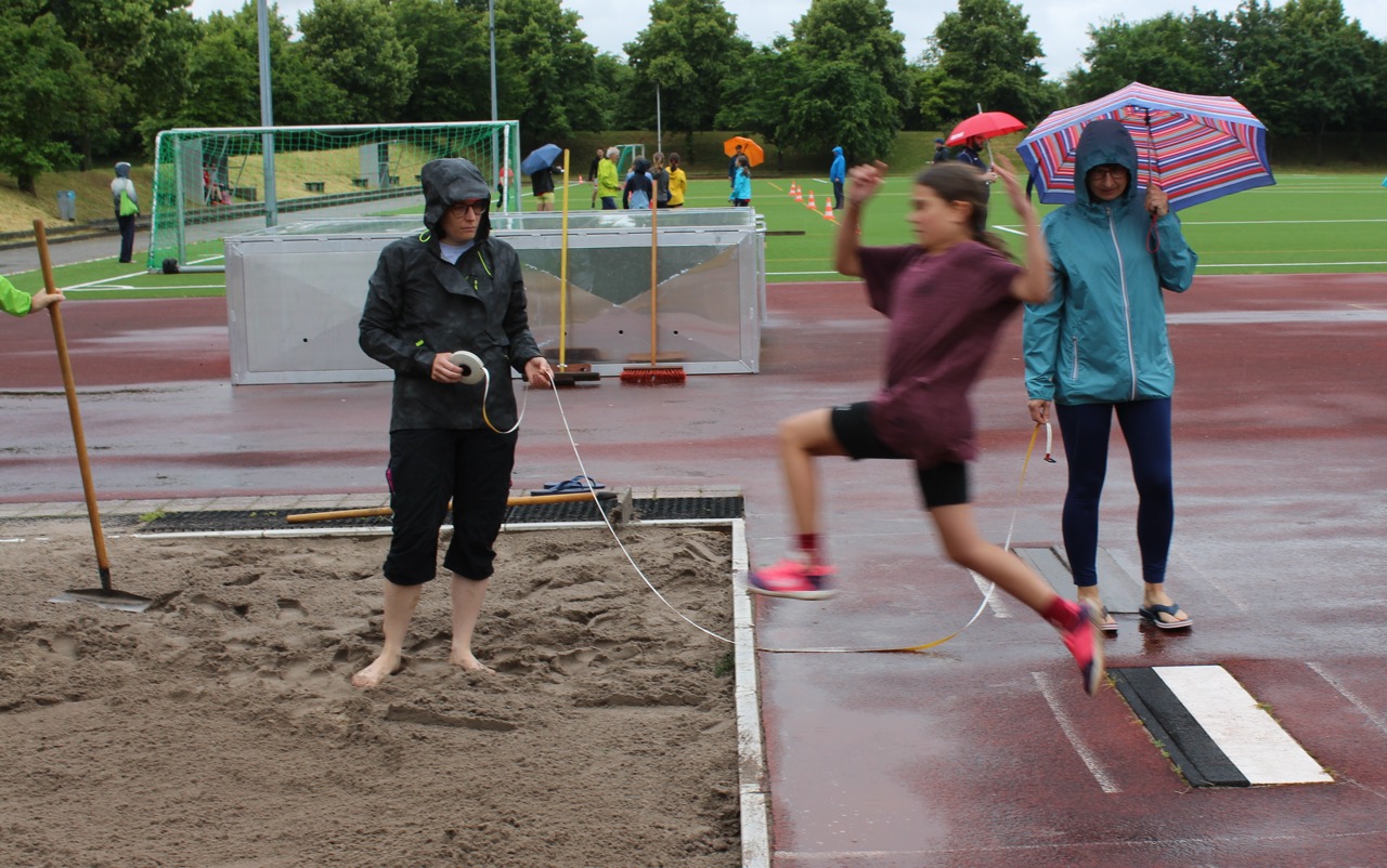 /img/gallery/2024/sportfest/Groß (IMG_3557).jpeg